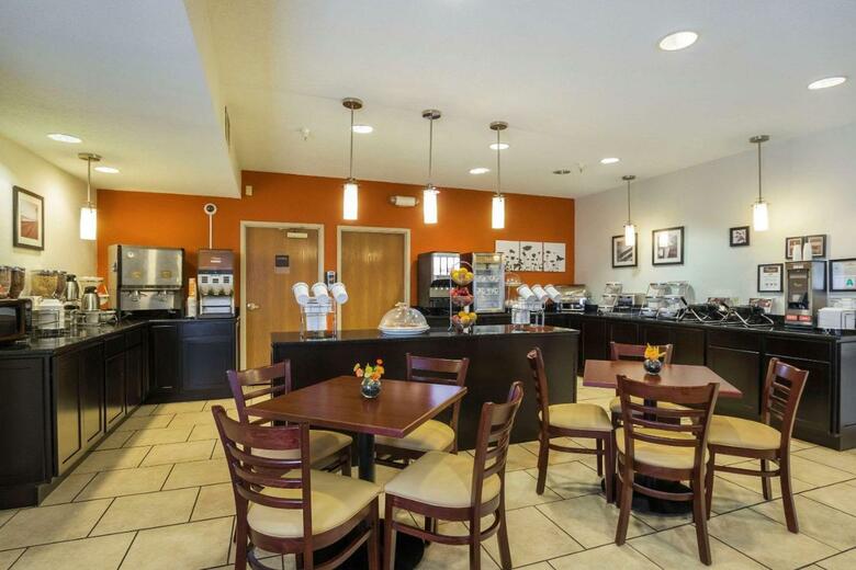 Hotel Sleep Inn And Suites Danville