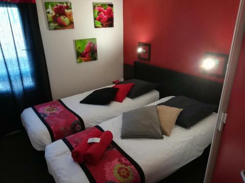 Hotel Kyriad Direct Saintes (ex Balladins)