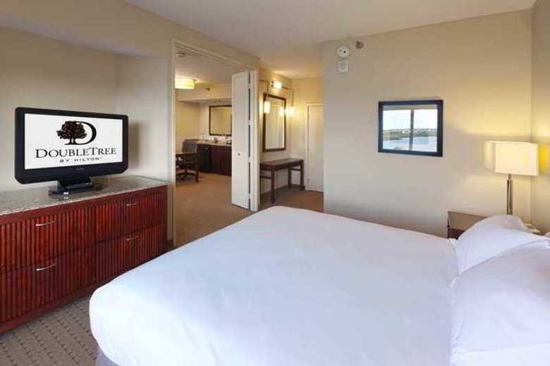 Hotel Doubletree Guest Suites Tampa Bay