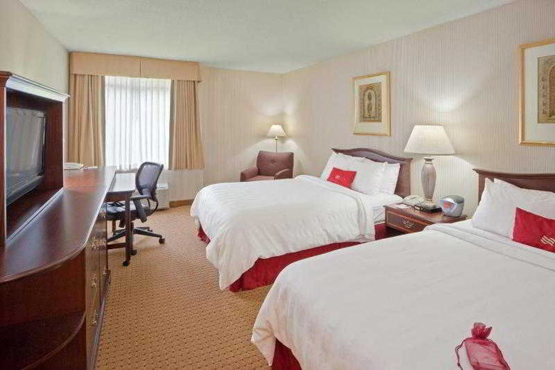 Hotel Crowne Plaza National Airport