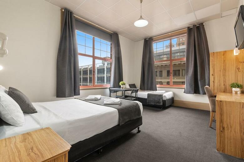 Hotel Adelaide Paringa
