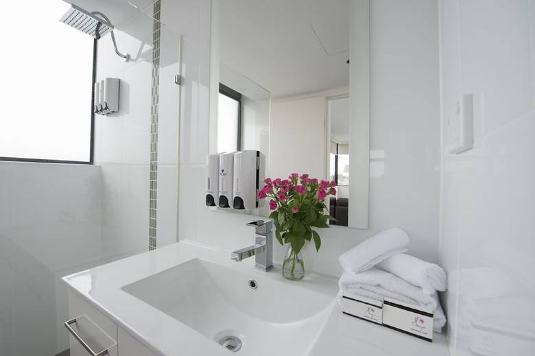 Hotel Park Regis North Quay