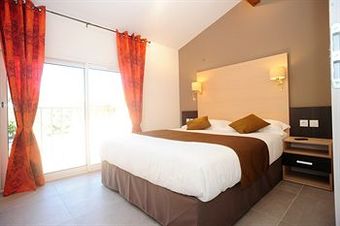 Hotel Les Bastides Du Gapeau