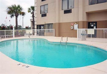 Hotel Comfort Suites Southport