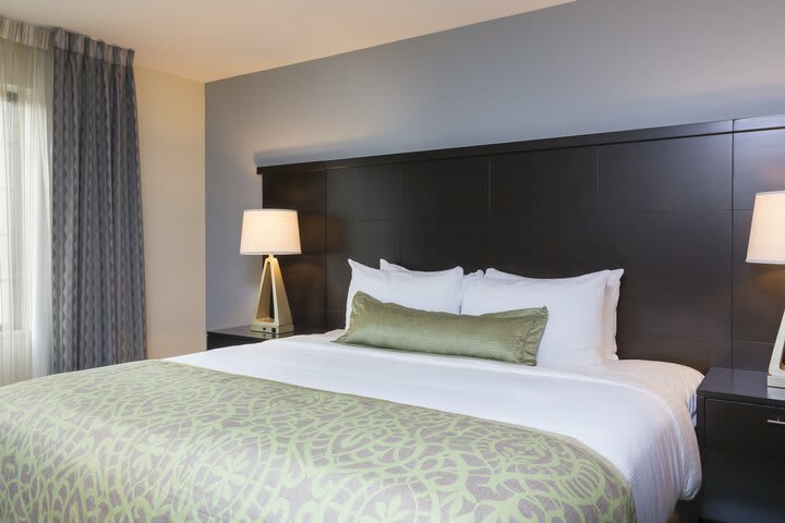 Hotel Staybridge Suites Canton