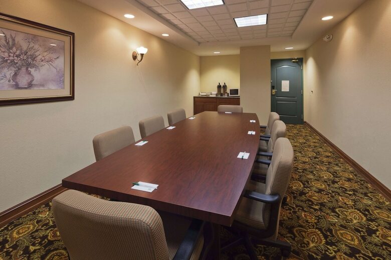 Hotel Country Inn And Suites Mansfield