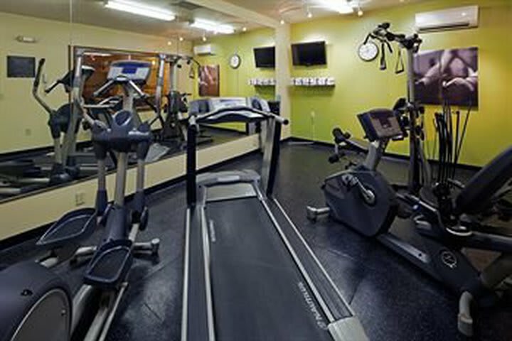 Hotel Country Inn And Suites Mansfield