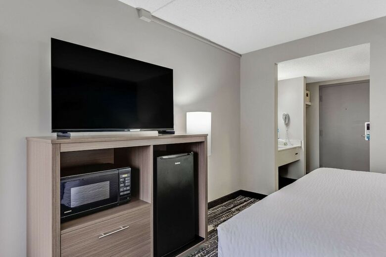 Hotel Days Inn Erie