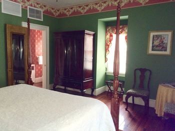 Bed & Breakfast Barksdale House Inn