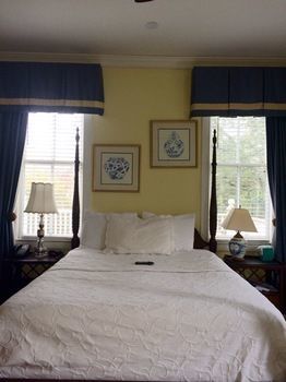 Bed & Breakfast Barksdale House Inn
