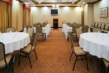 Holiday Inn Express Hotel And Suites Athens