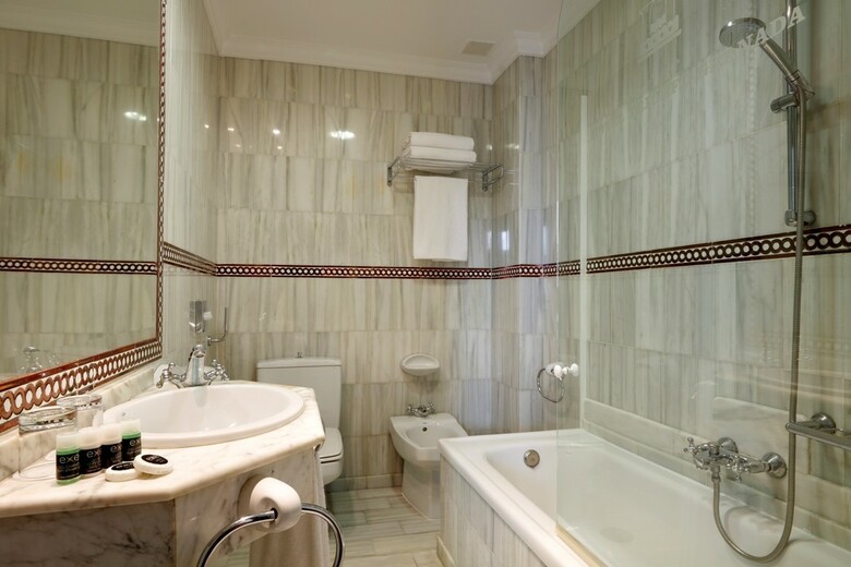 Hotel Exe Triunfo Granada