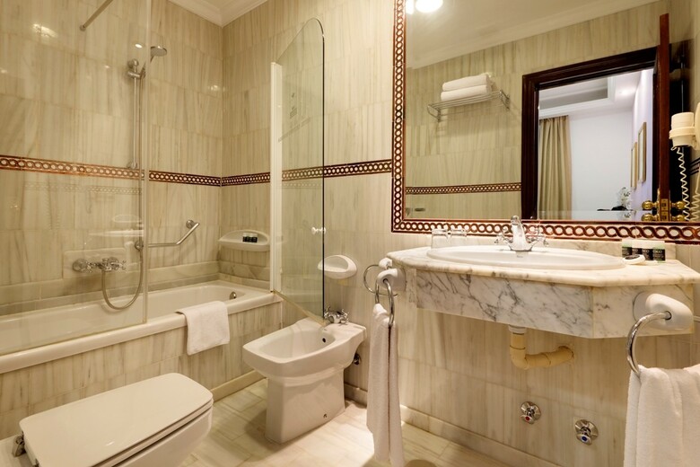 Hotel Exe Triunfo Granada