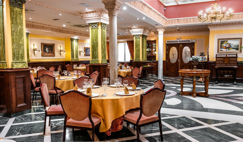 Hotel Reina Cristina
