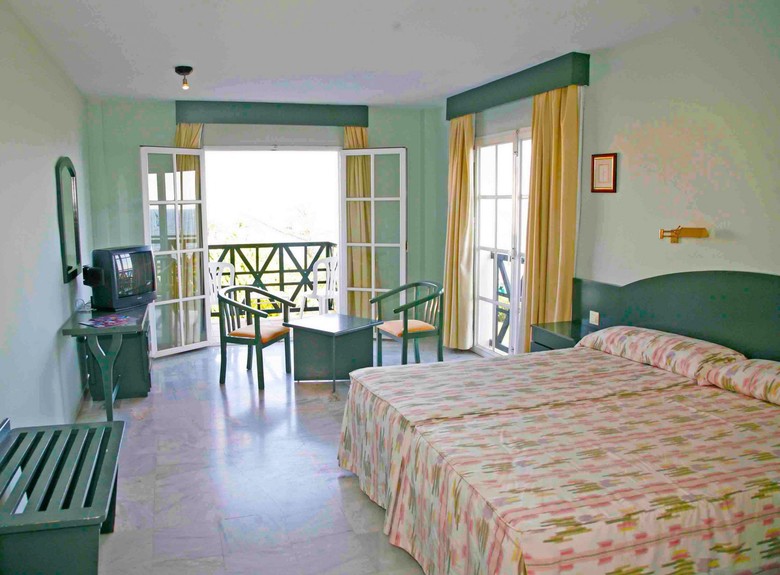 Hotel Ele La Perla