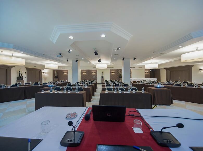 Hotel Barcel� Carmen Granada