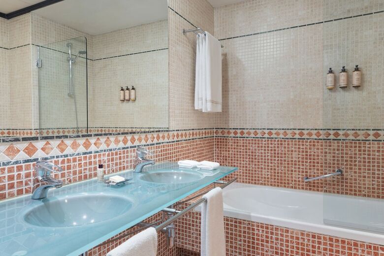Hotel AC Palacio De Santa Paula, Autograph Collection�