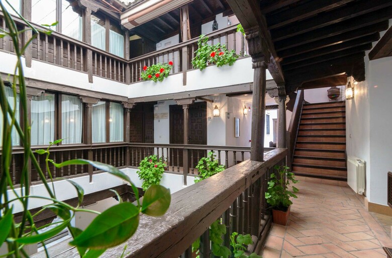 Hotel Casa Del Capitel Nazar�