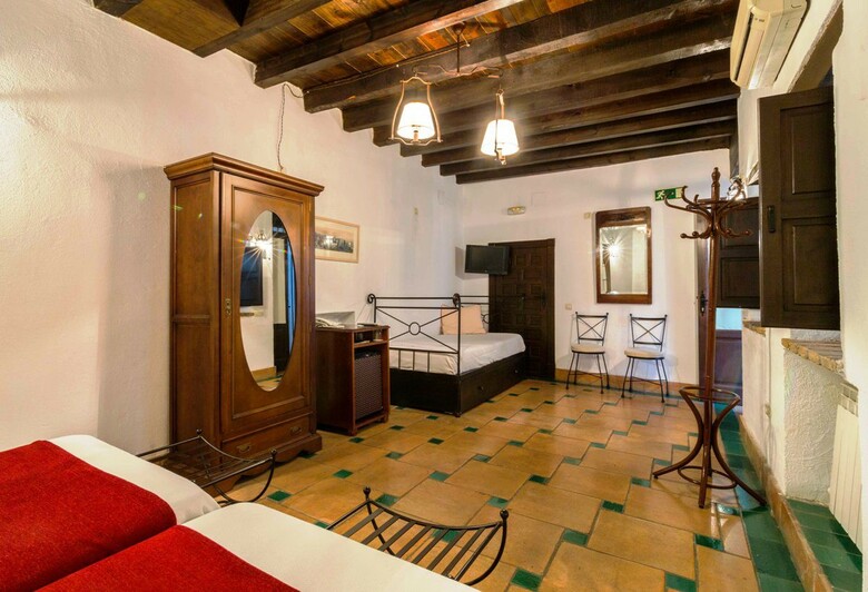 Hotel Casa Del Capitel Nazar�