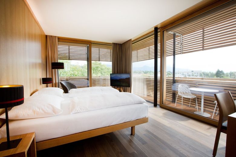 Hotel Schw�rzler(.)