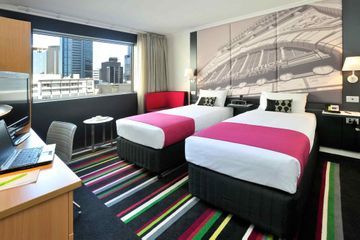 Hotel Mercure Melbourne Treasury Gardens