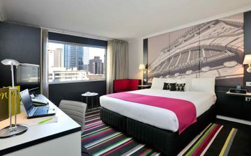 Hotel Mercure Melbourne Treasury Gardens
