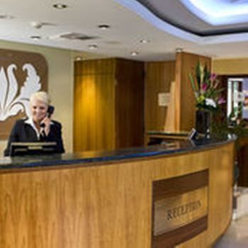 Hotel Seasons Of Perth