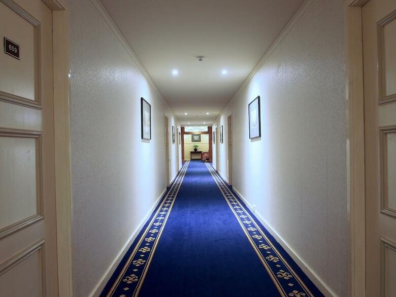 Castlereagh Boutique Hotel