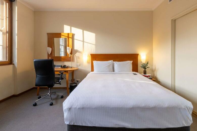 Hotel Holiday Inn Old Sydney