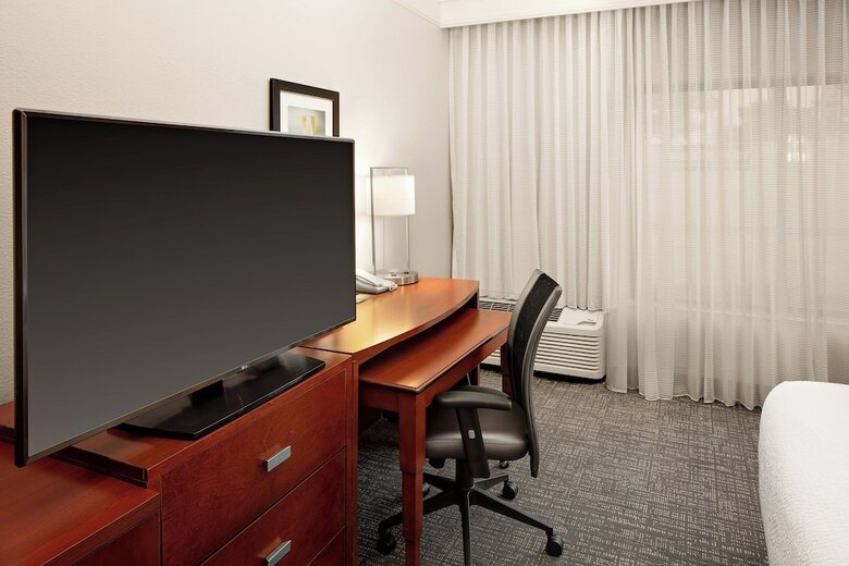 Hotel Courtyard By Marriott Houston West University