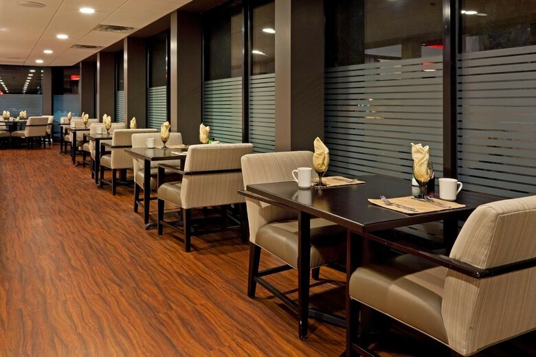 Crowne Plaza Hotel Fairfield