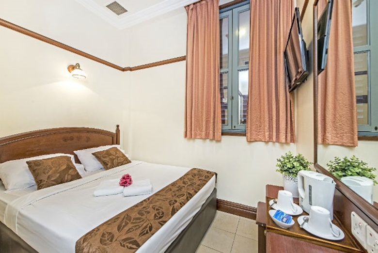 Hotel 81 Classic