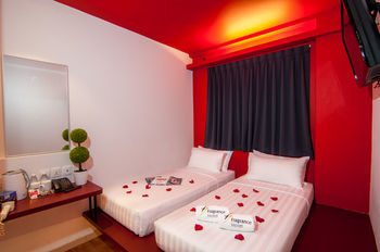 Fragrance Hotel - Balestier