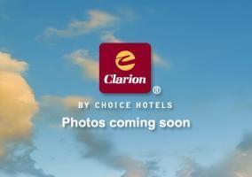Clarion Hotel Midway Airport
