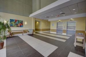 Holiday Inn Express Hotel & Suites