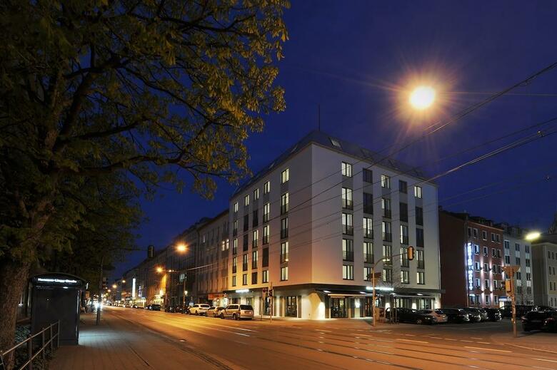 VI Vadi Hotel Bayer 89
