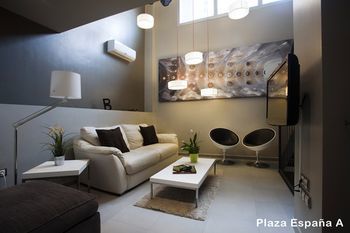 Plaza Espanya Apartments