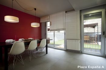 Plaza Espanya Apartments