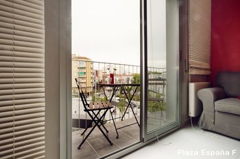 Plaza Espanya Apartments