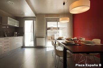 Plaza Espanya Apartments