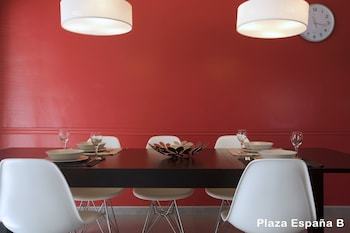 Plaza Espanya Apartments