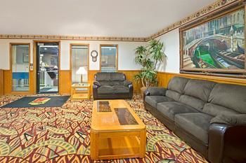 Hotel Super 8 Plano Dallas Area