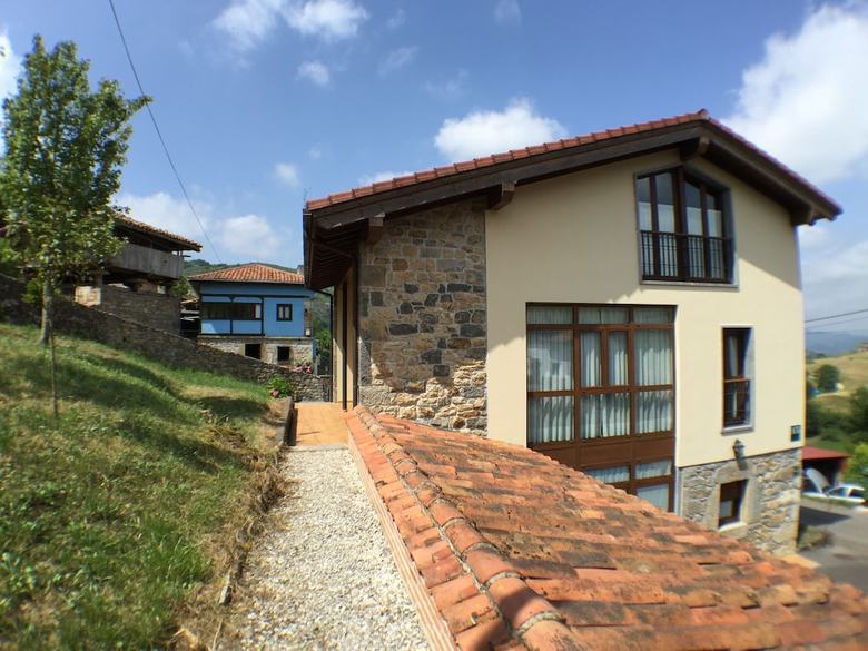 Agroturismo Casa Rural La Llosina