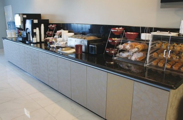 Hotel La Quinta Inn Suites Mercedes