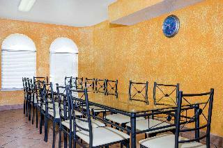 Days Inn San Antonio Windcrest