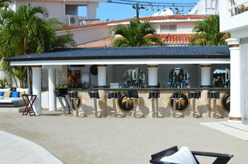 Hotel Lifestyle Royal Suites