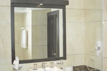 Hotel Lifestyle Royal Suites