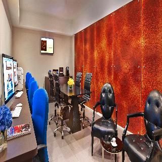 Hotel Royal Plaza On Scotts Singapore