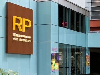 Hotel Royal Plaza On Scotts Singapore