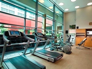 Hotel Royal Plaza On Scotts Singapore